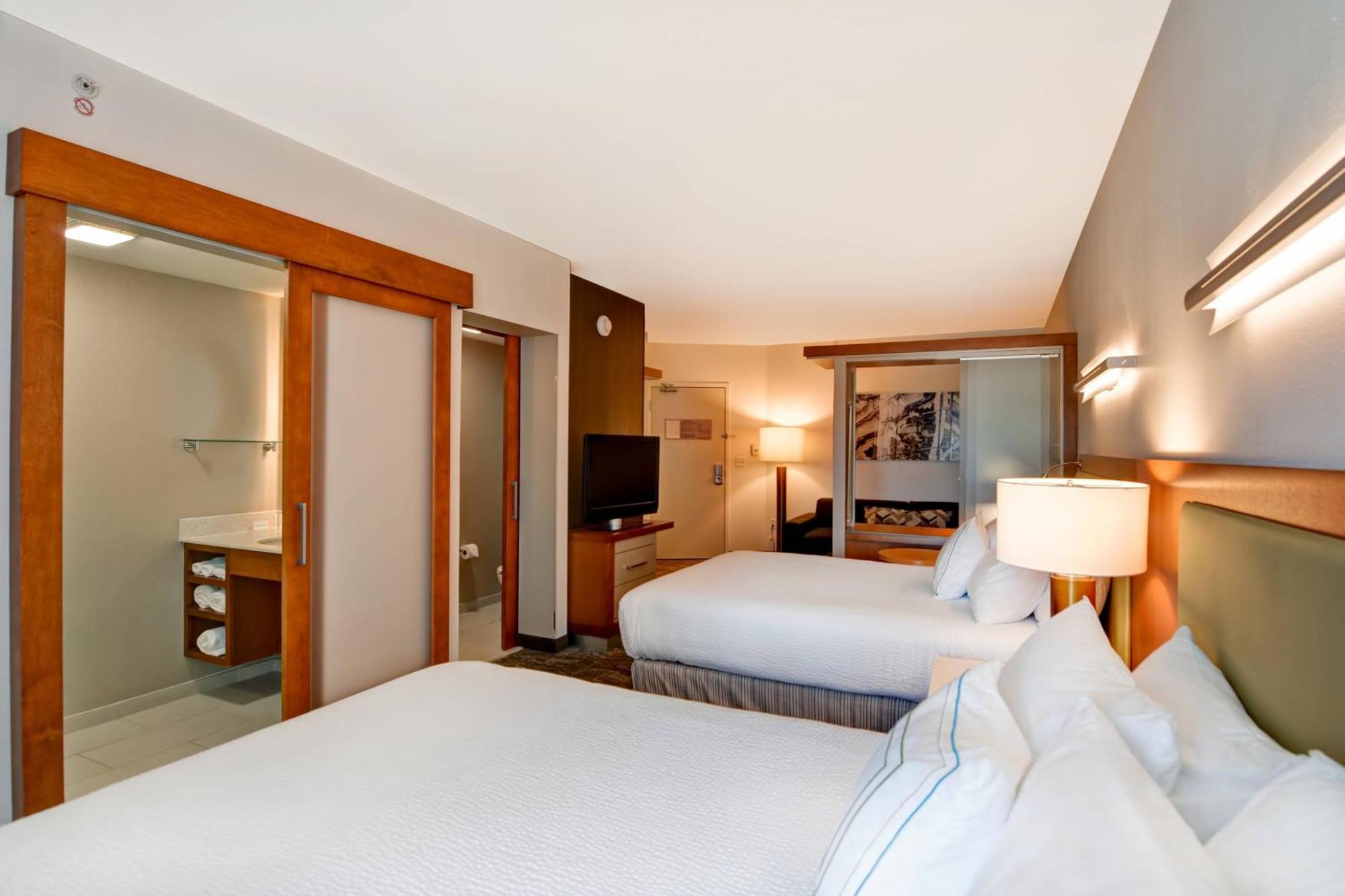 Springhill Suites By Marriott Cincinnati Midtown Extérieur photo