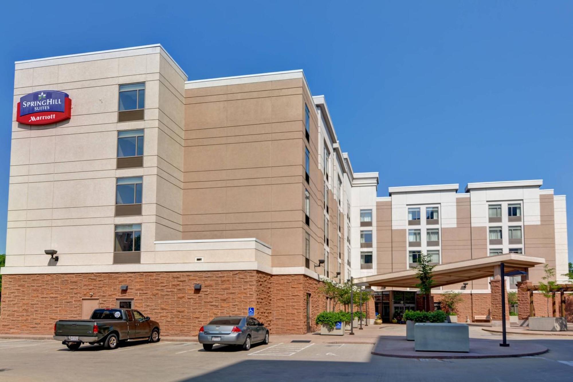 Springhill Suites By Marriott Cincinnati Midtown Extérieur photo