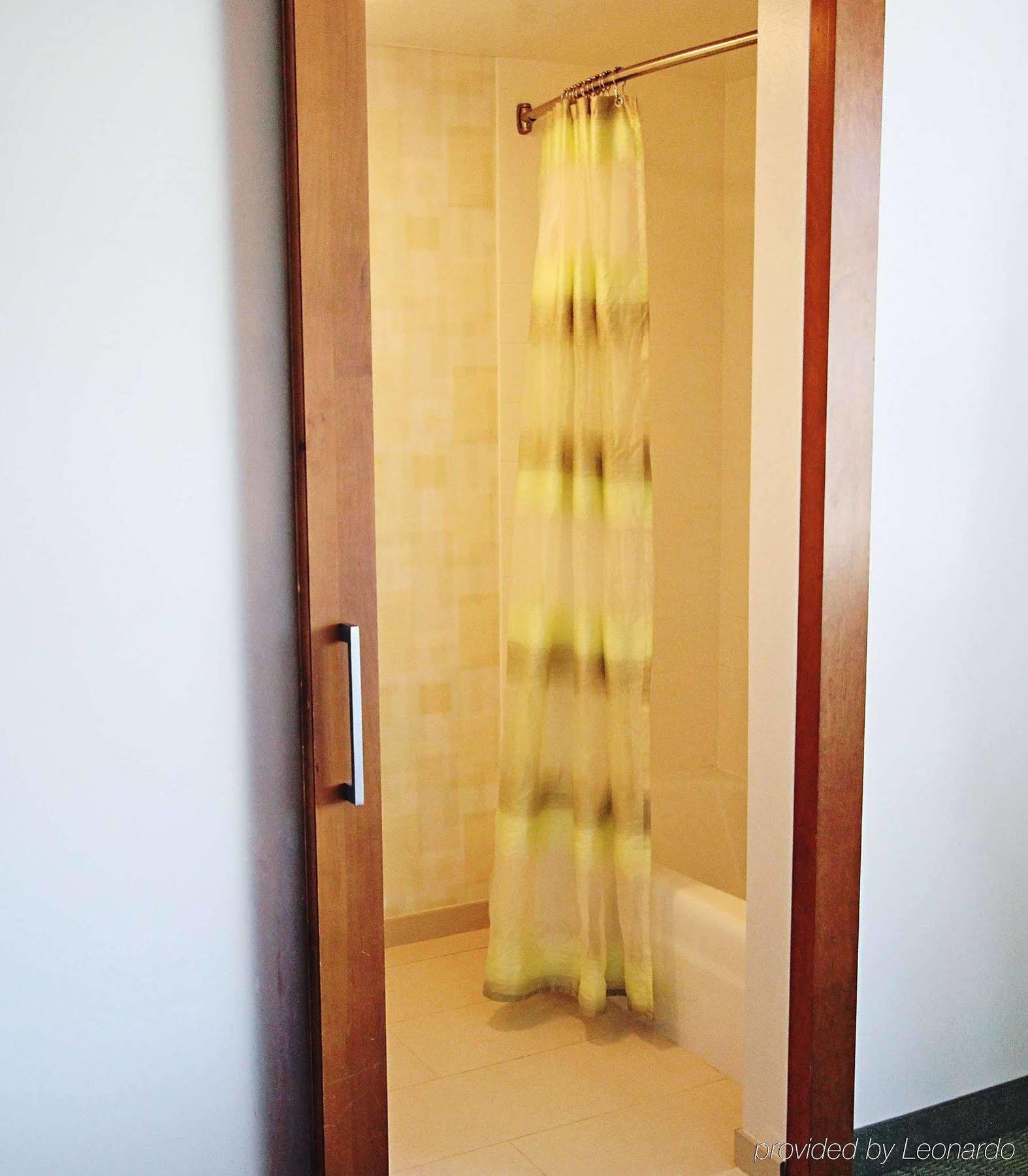 Springhill Suites By Marriott Cincinnati Midtown Extérieur photo