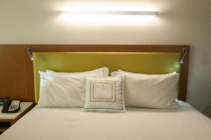 Springhill Suites By Marriott Cincinnati Midtown Extérieur photo